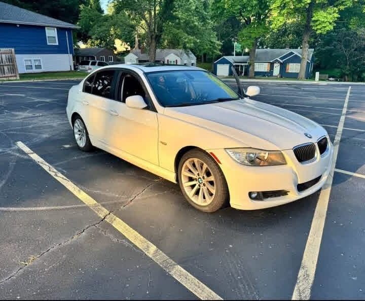 2013 BMW 328i Sedan for Sale – Clean Title, Automatic, 119K Miles