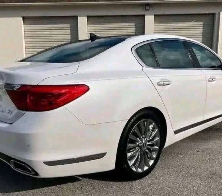 2015 Kia K900 Luxury V8 | Clean Title | 72K Miles | Financing