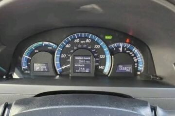 2012 Toyota Camry Hybrid | Automatic | FWD | 155K Miles