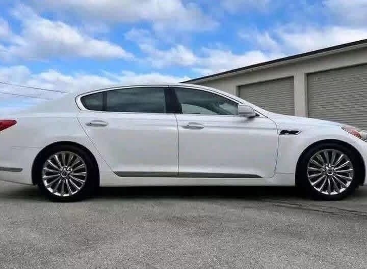 2015 Kia K900 Luxury V8 | Clean Title | 72K Miles | Financing