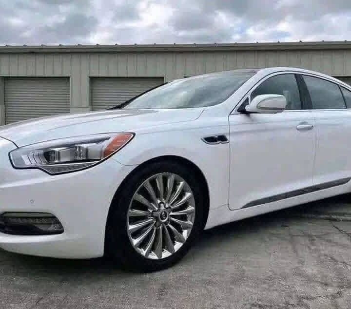 2015 Kia K900 Luxury V8 | Clean Title | 72K Miles | Financing